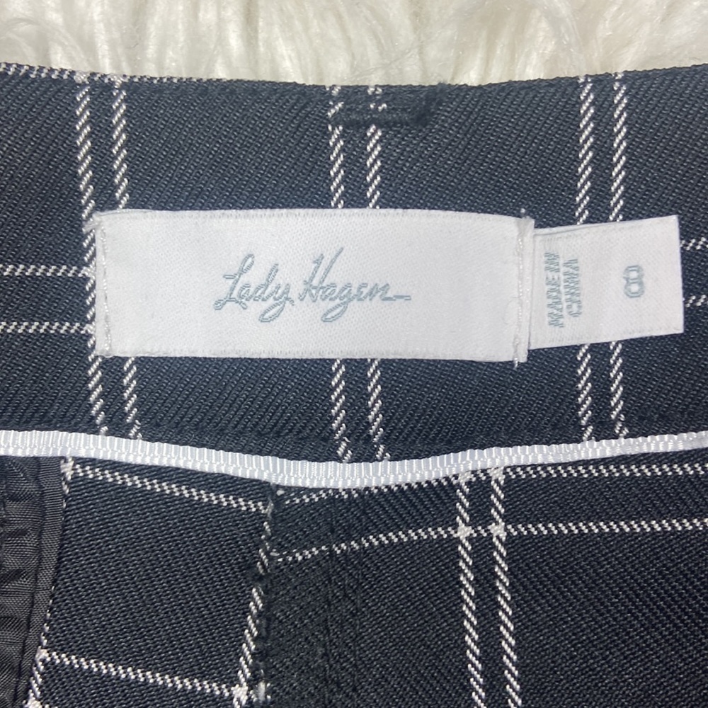 Lady Hagen Black and White Plaid Golf Shorts with Pockets - Picture 4 of 8
